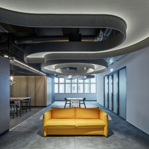 HubHub Offices - Prague | Office Snapshots