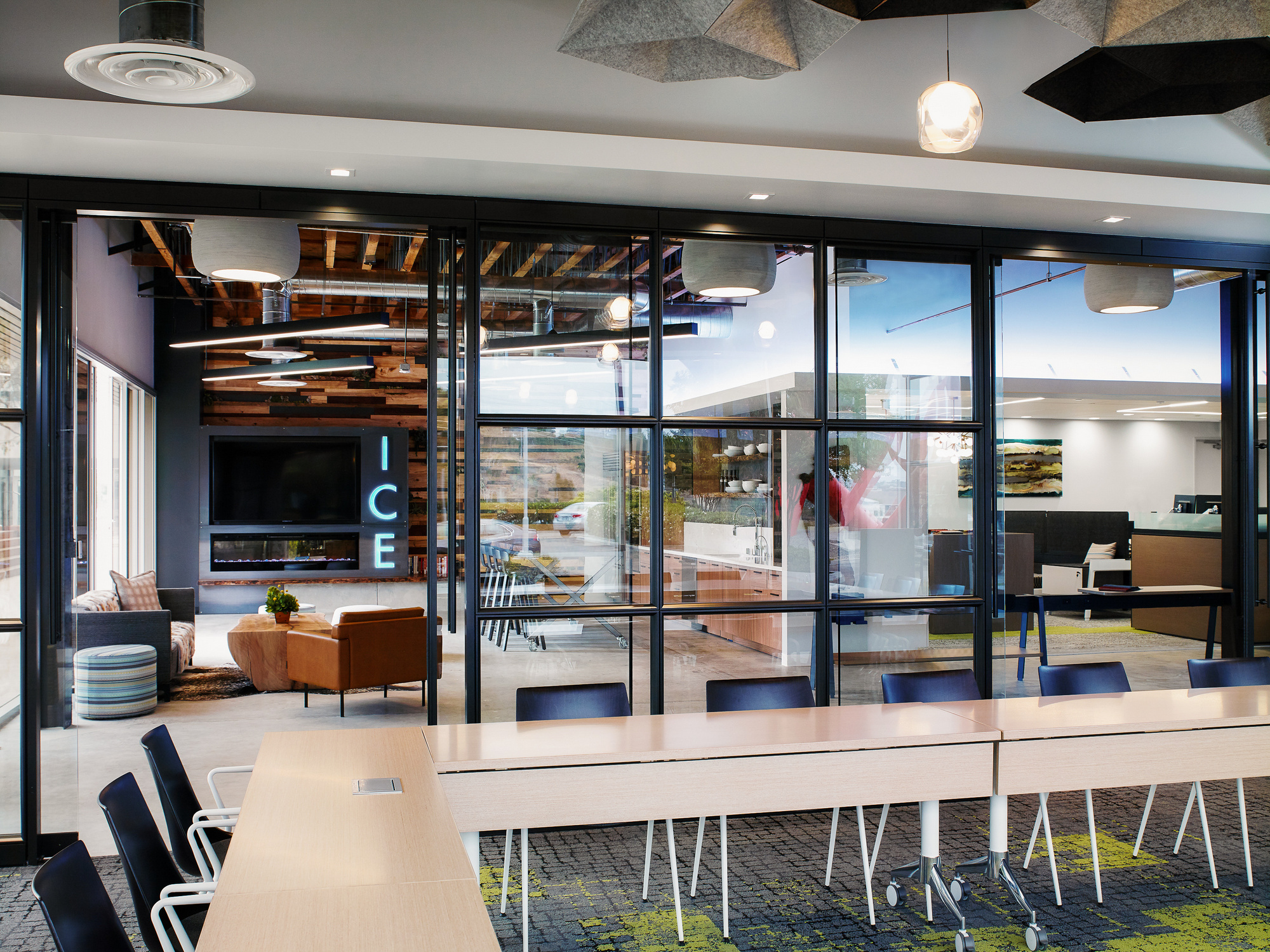 Innovative Commercial Environments Offices and Showroom San Diego