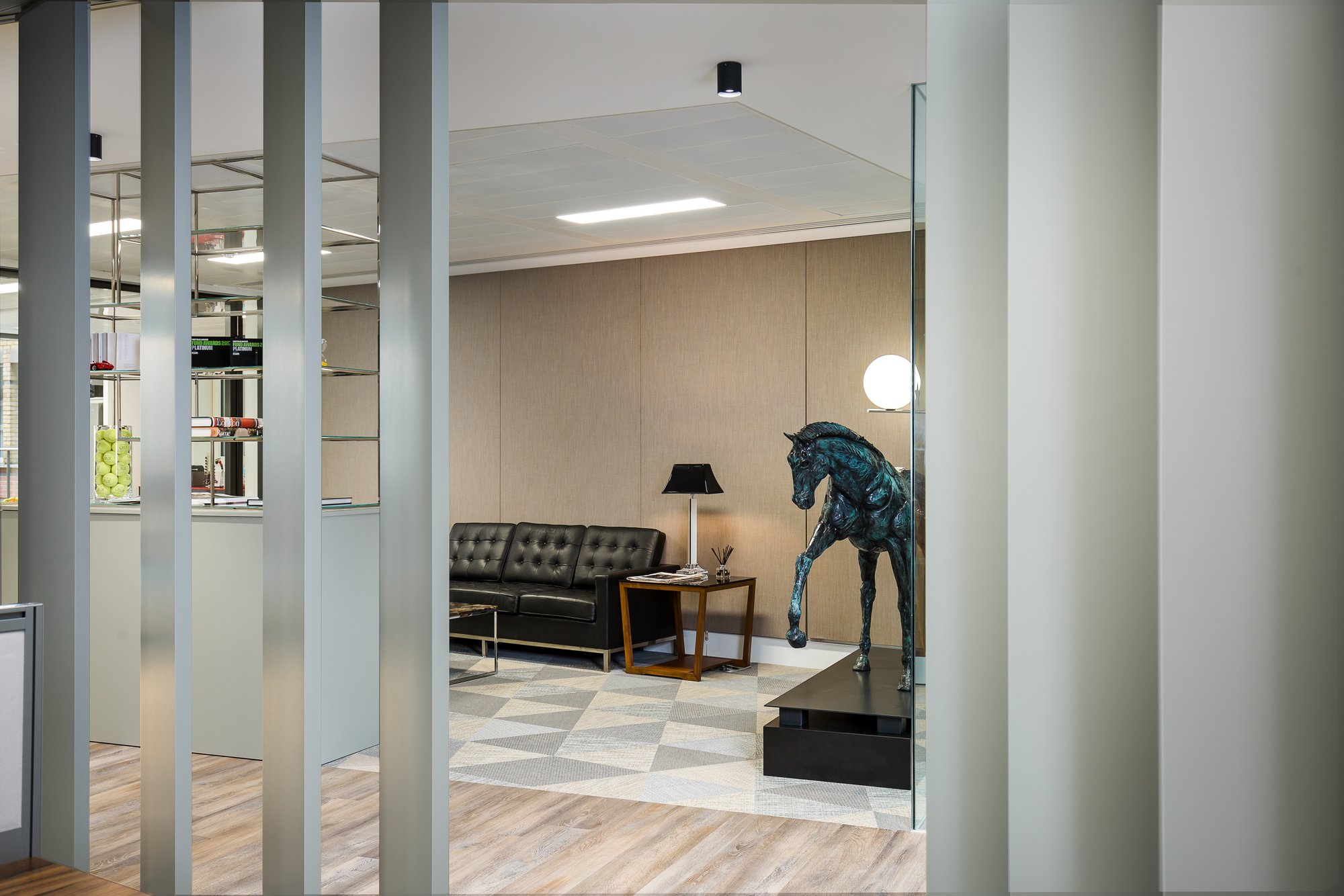 CRUX Asset Management Offices - London | Office Snapshots