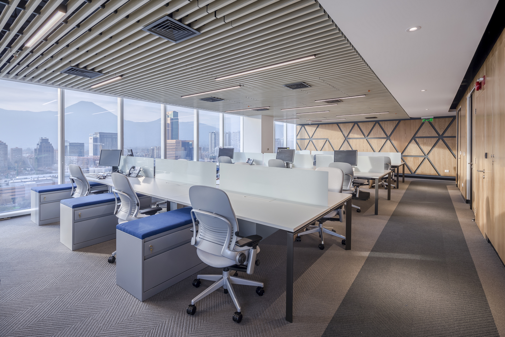 Bristol-Myers Squibb Offices - Santiago | Office Snapshots