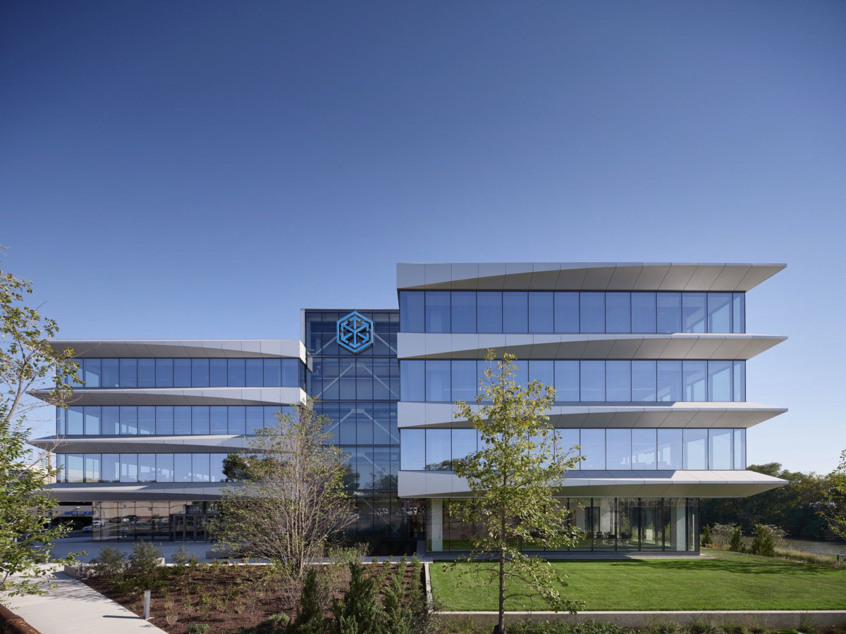 C.H. Robinson Headquarters Chicago Office Snapshots