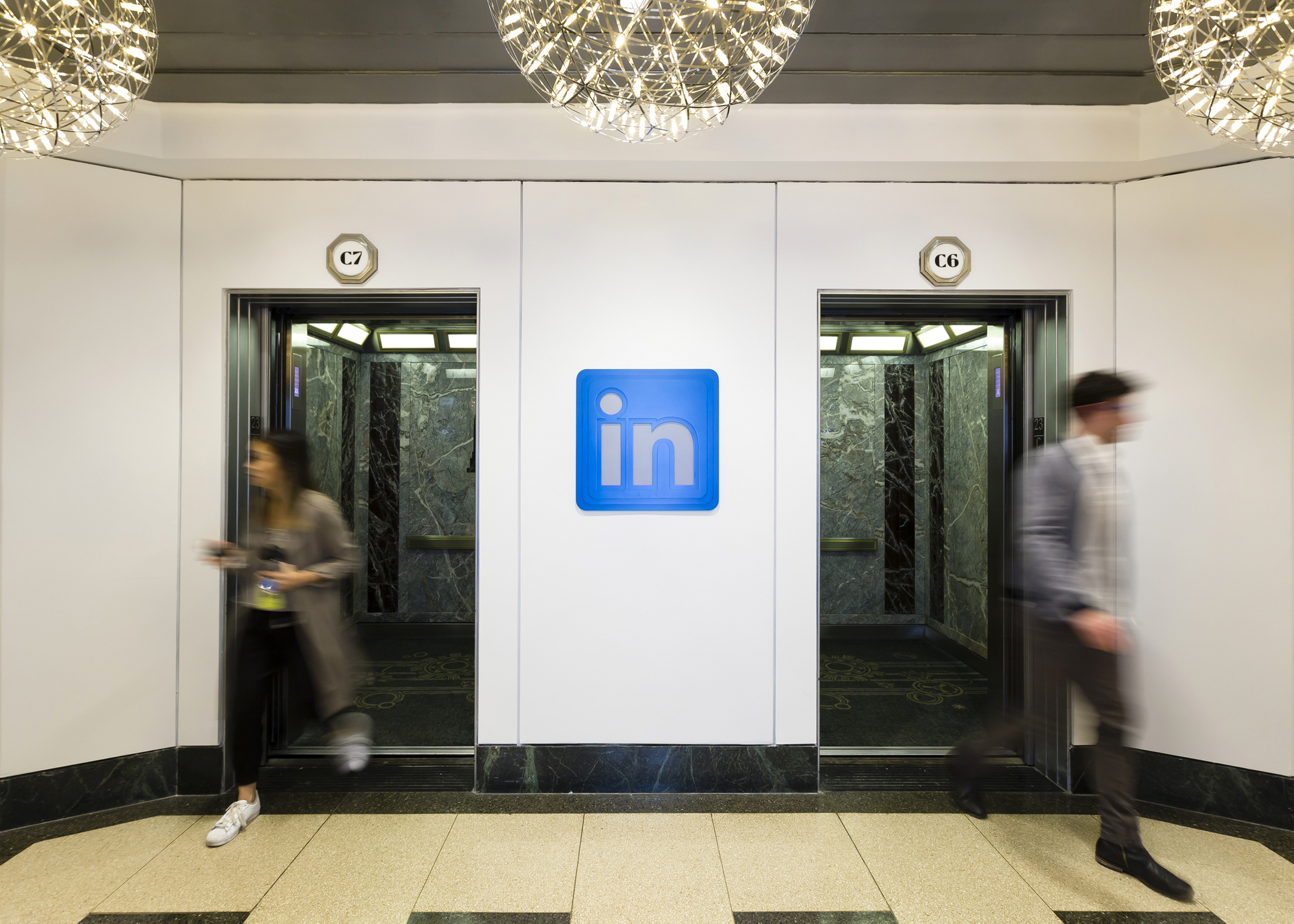 Tour LinkedIn's New York Office in the Empire State Building