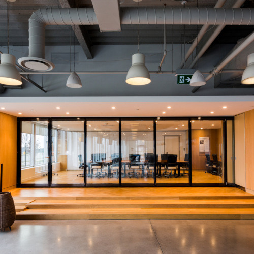 recent Ben Tenn Yuk office photography projects