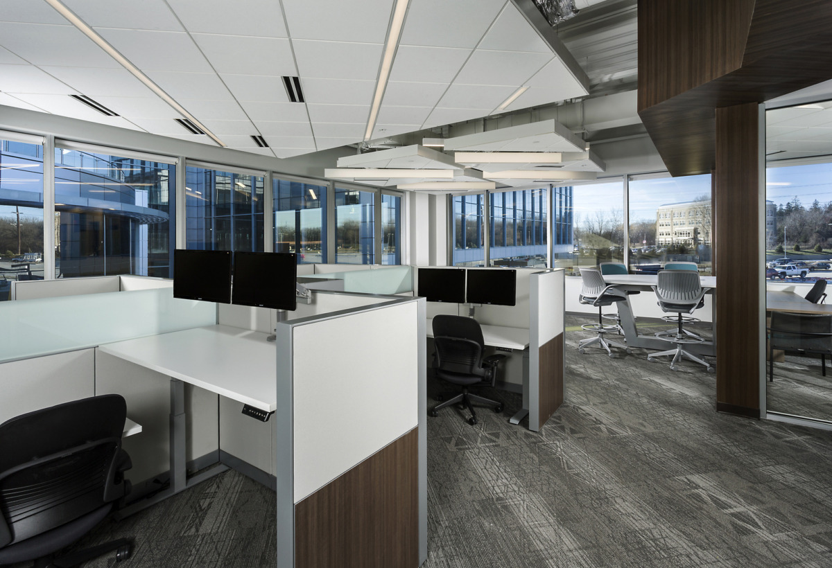 R&R Realty Group Offices West Des Moines Office Snapshots