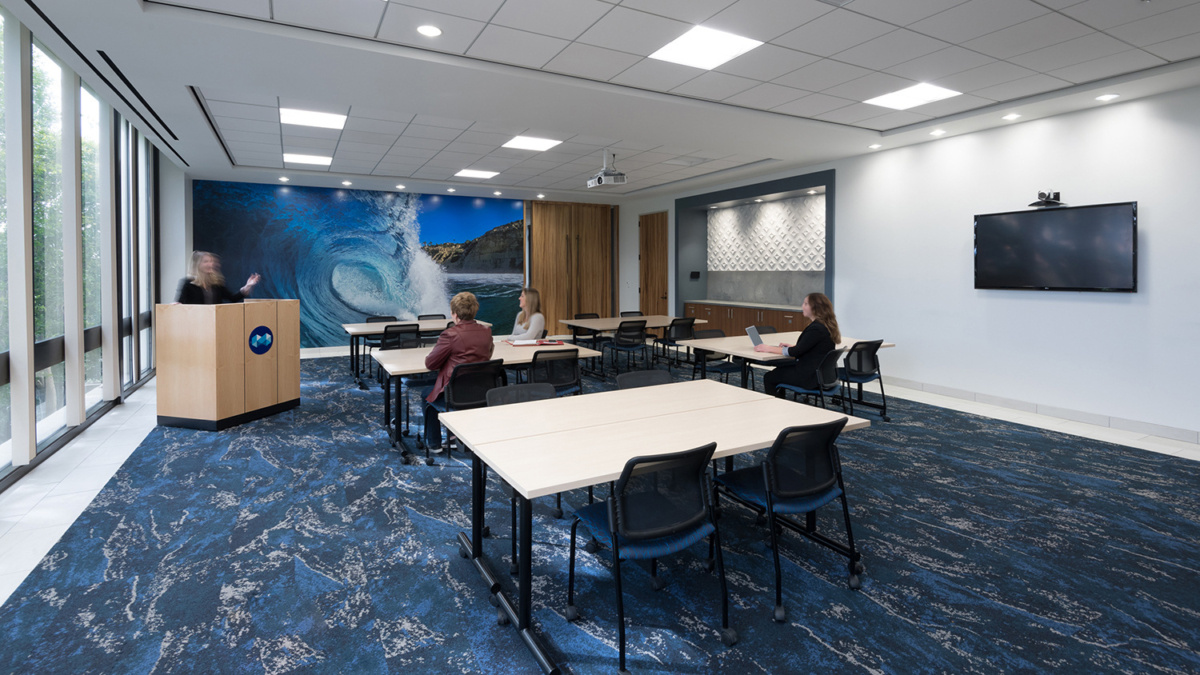 Marsh & McLennan Offices - San Diego | Office Snapshots