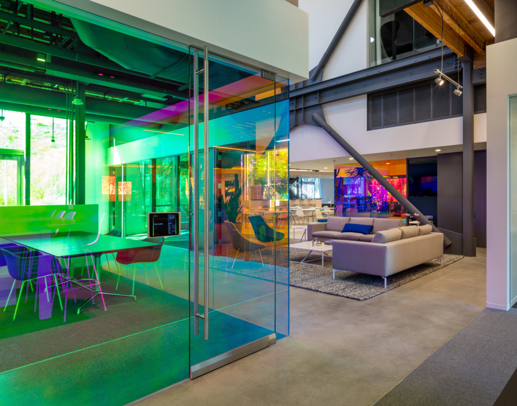 Canvas Worldwide Offices - Playa Vista | Office Snapshots