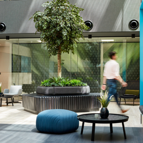 Global Insurance Company Offices – London