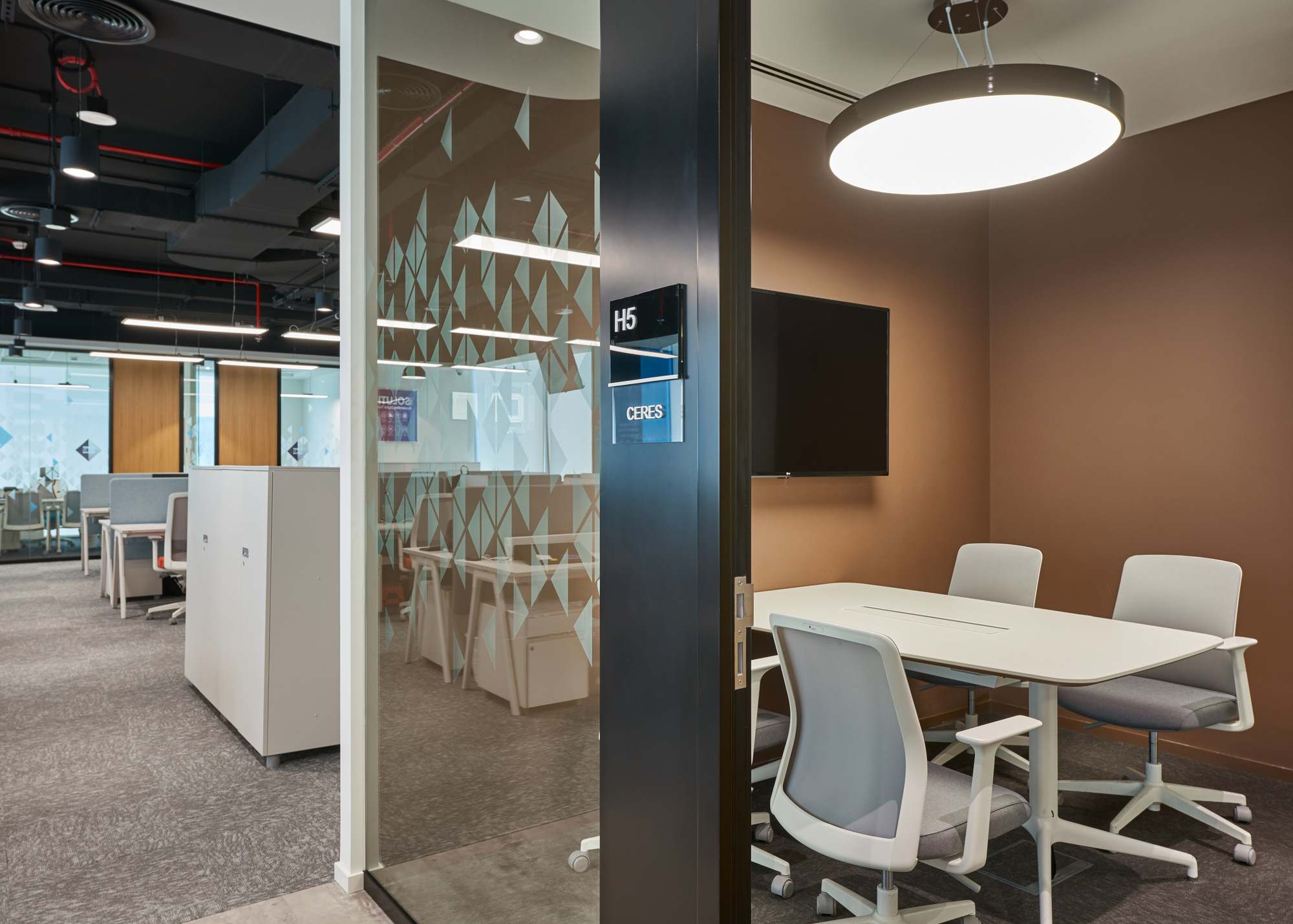 Ingram Micro Offices - Dubai | Office Snapshots