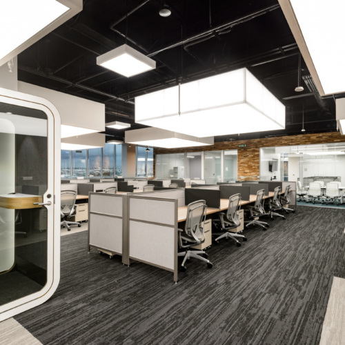 recent Douglas Castillo Ordoñez office photography projects