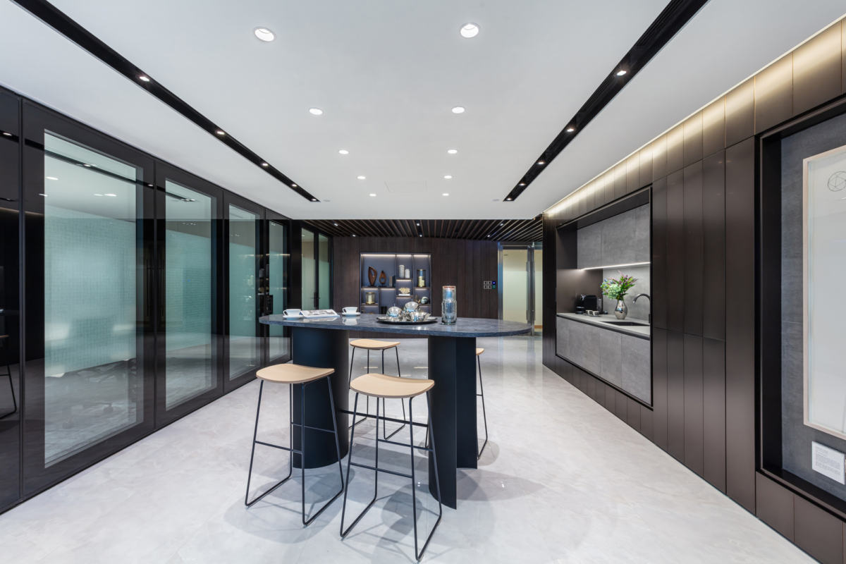 Investment Management Company Offices Hong Kong Office Snapshots