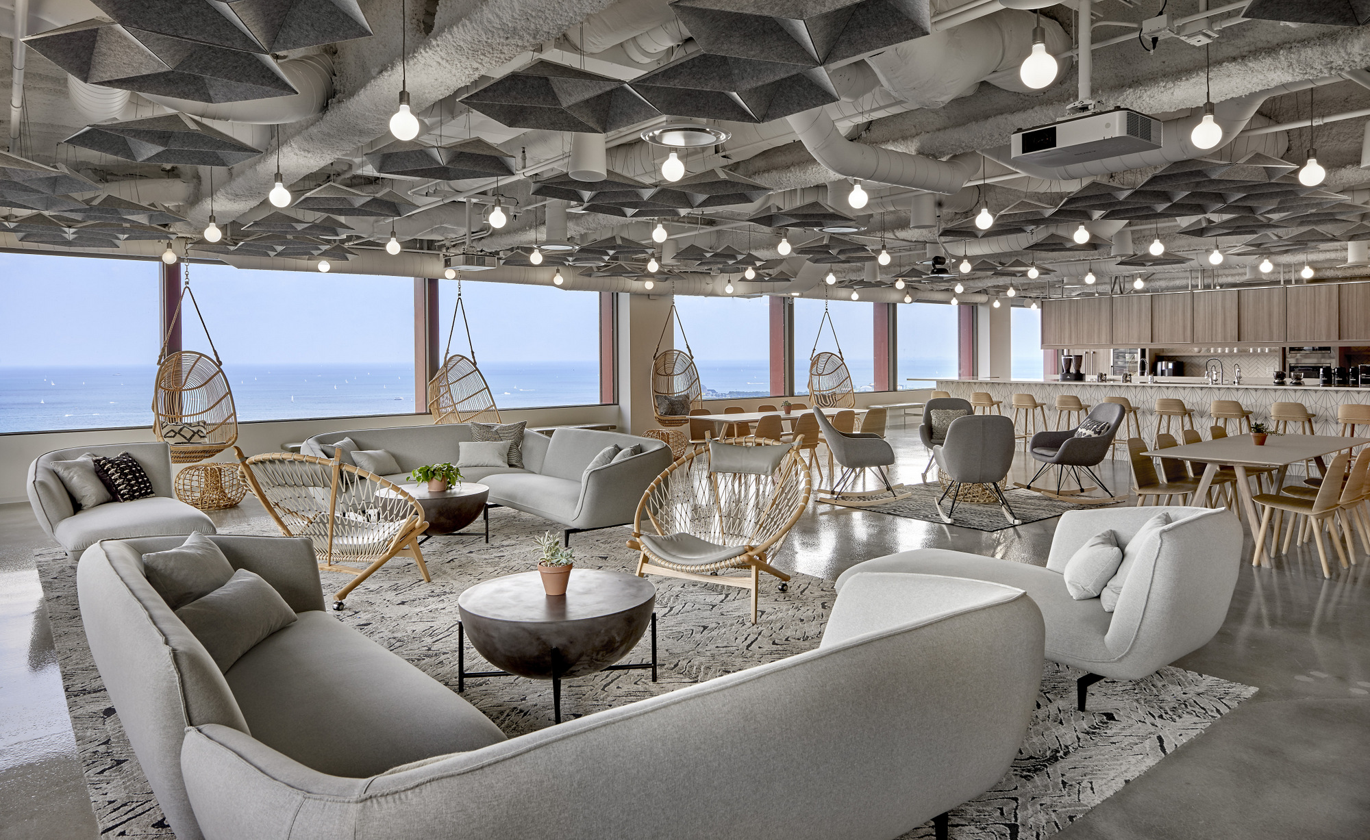akuna-capital-offices-chicago-office-snapshots