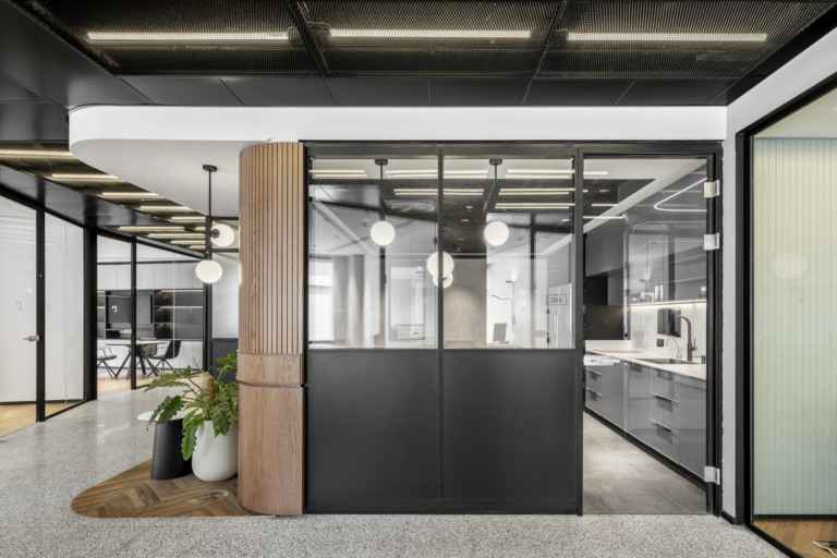 B.S.R. Group Offices - Tel Aviv | Office Snapshots