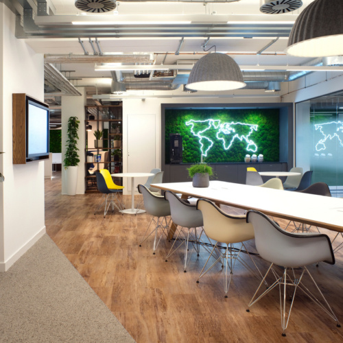 recent SAGE Publishing Offices – London office design projects