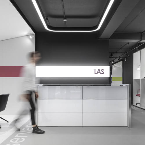 Las Mobili Showroom and Offices – Moscow