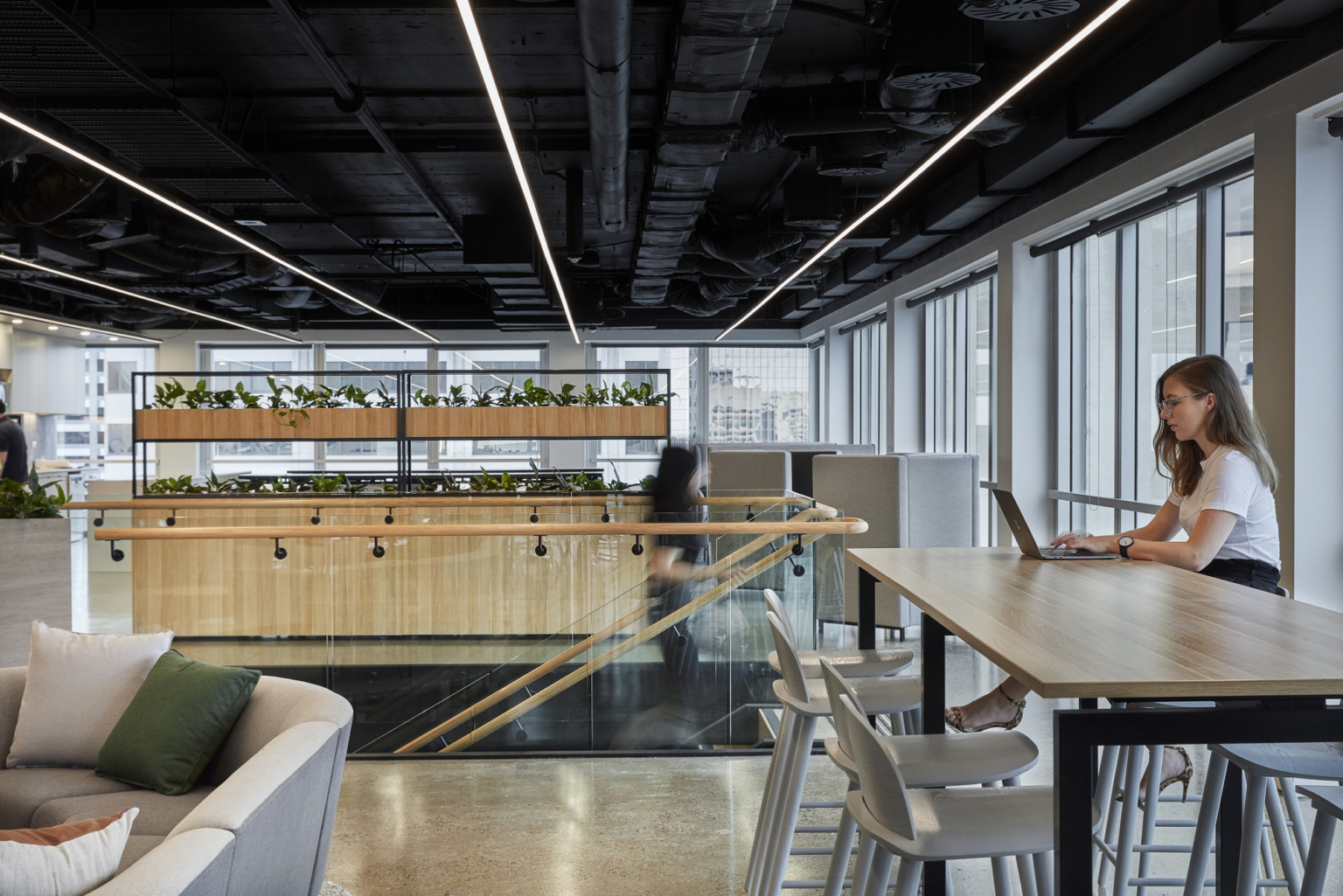 Over the Wire Offices - Brisbane | Office Snapshots