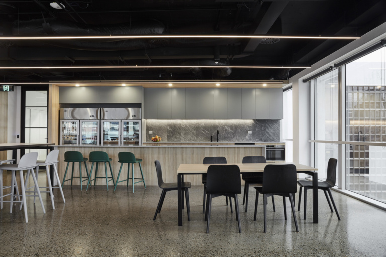Over the Wire Offices - Brisbane | Office Snapshots