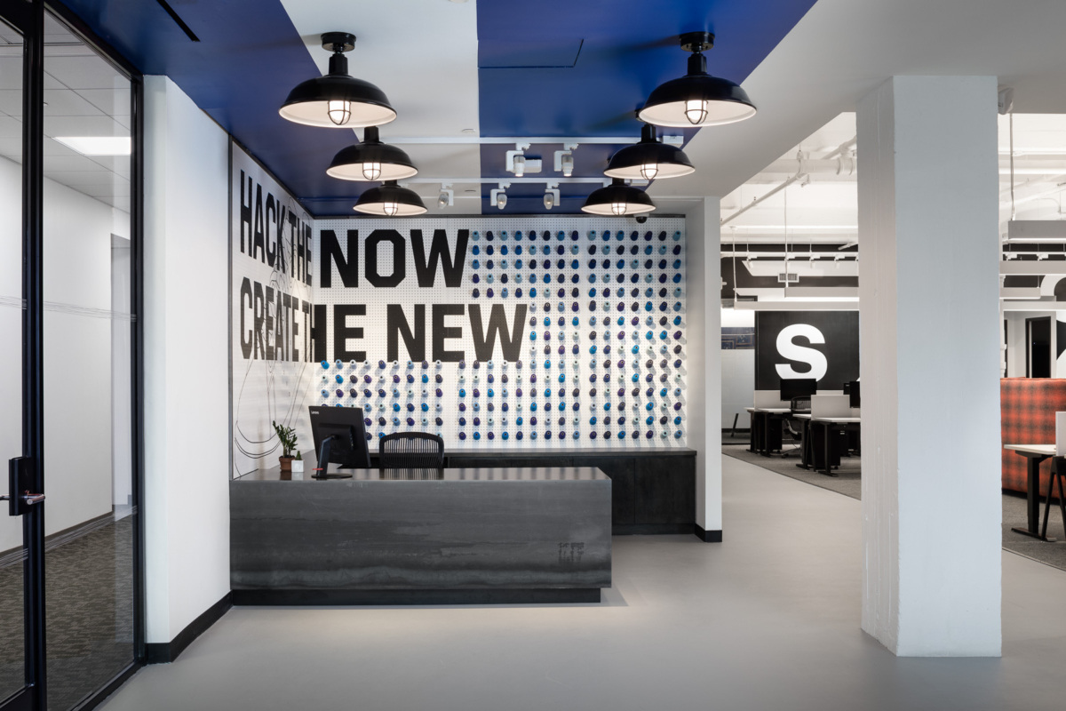 circuito Modernizar ropa Adidas Offices - New York City | Office Snapshots
