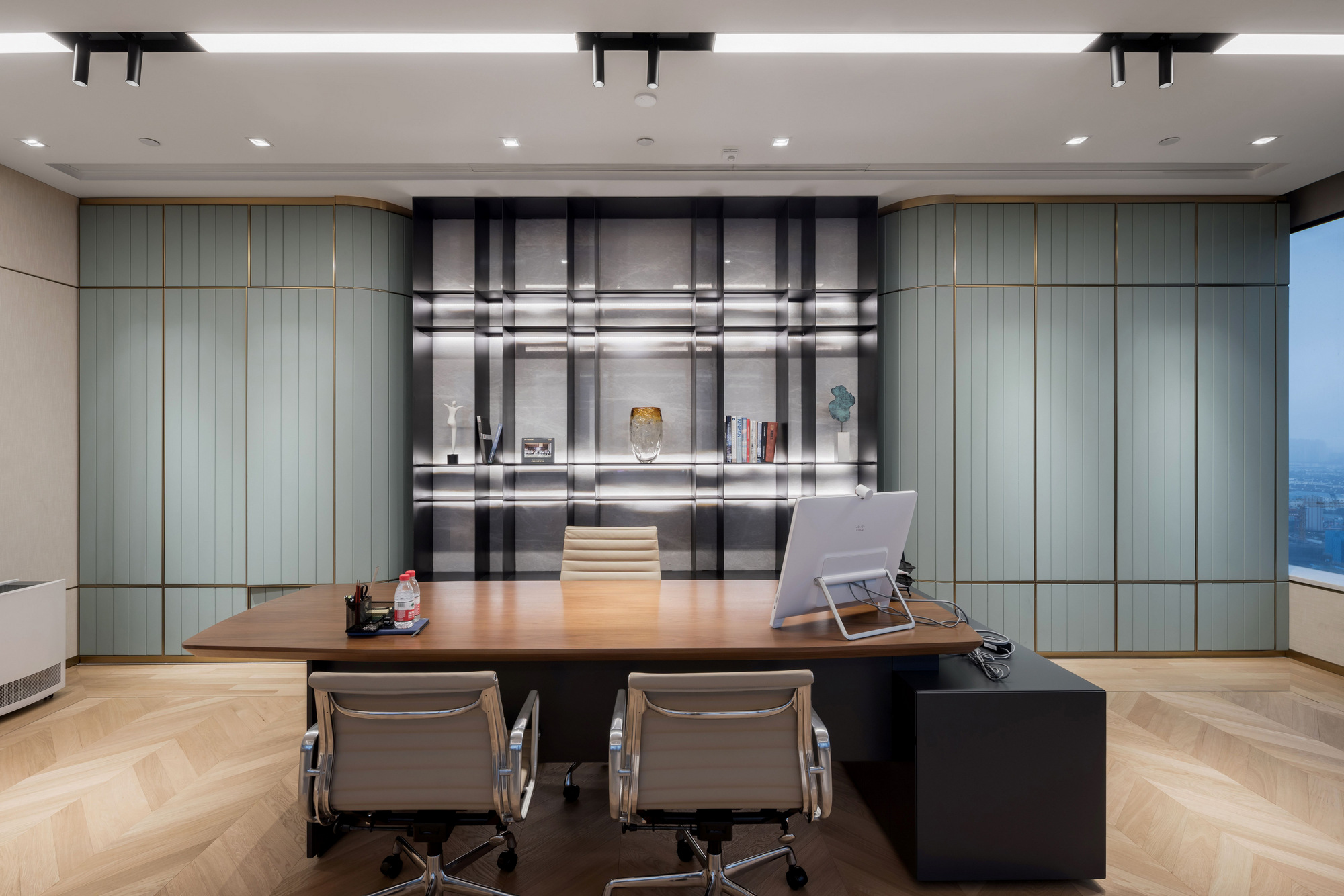 kwg-group-holdings-offices-shanghai-office-snapshots