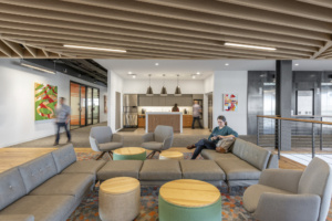 Mercedes-Benz Financial Services Headquarters - Fort Worth