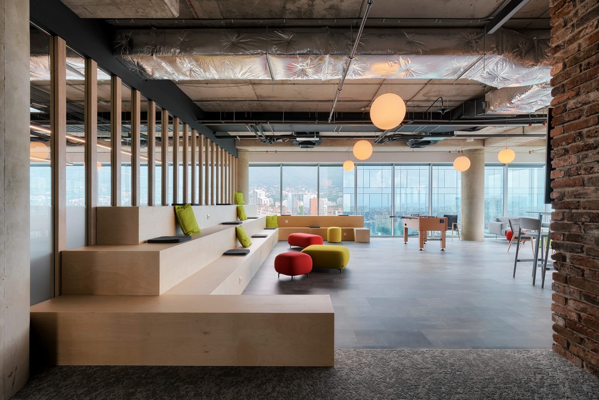 BIC Offices - Sofia | Office Snapshots