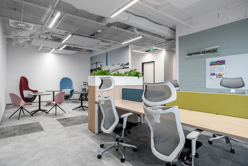 AkzoNobel Offices - Warsaw | Office Snapshots