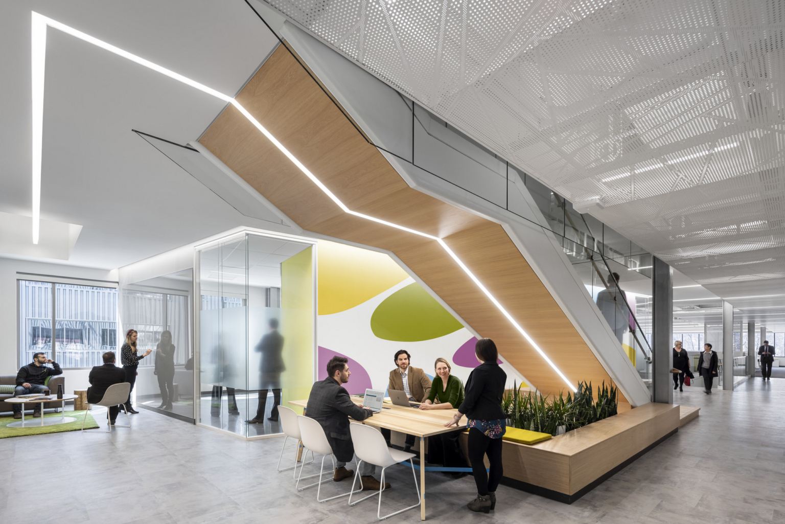 Smith+Nephew Offices - Pittsburgh | Office Snapshots