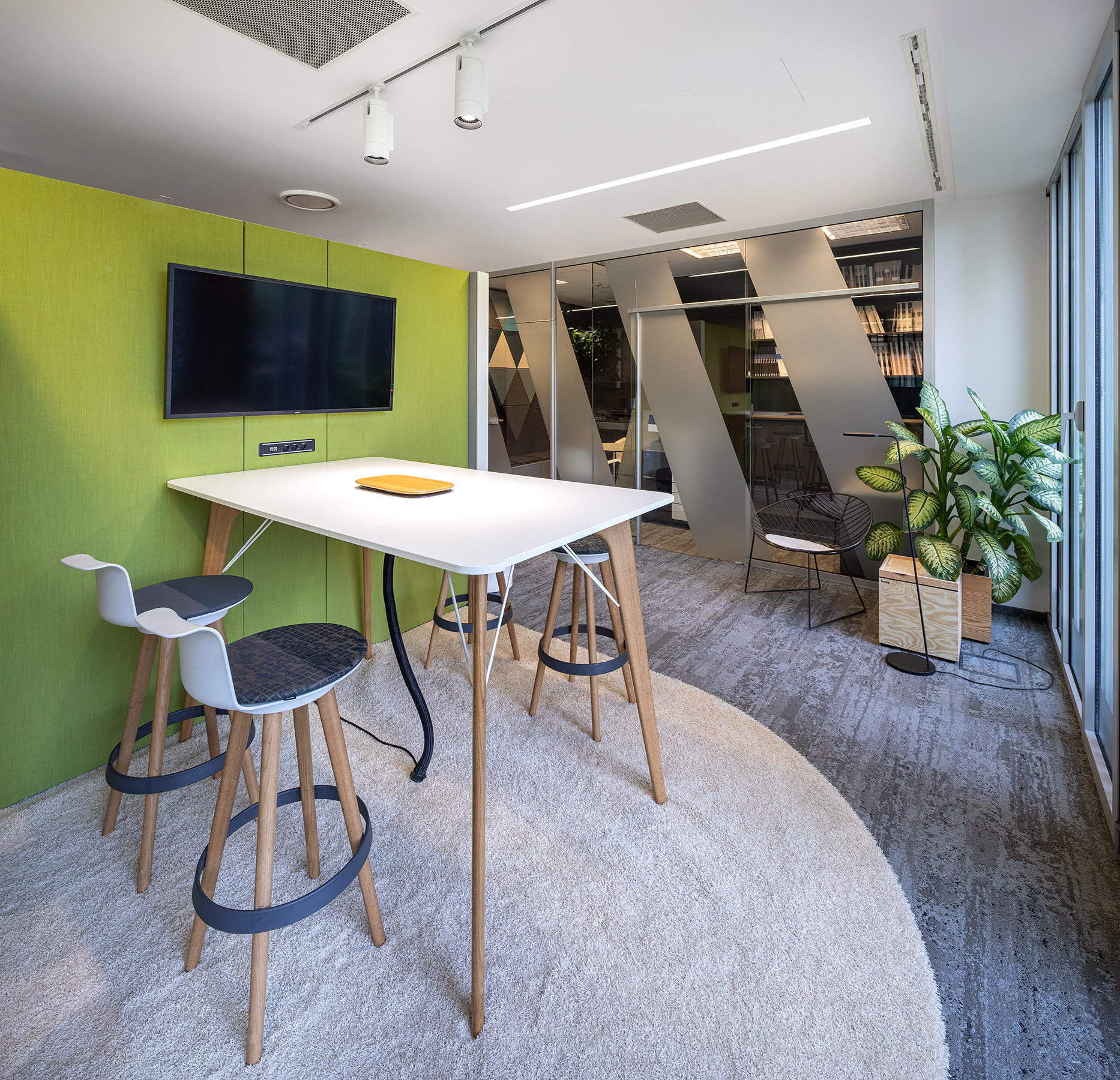 Bene Showroom and Offices - Warsaw | Office Snapshots