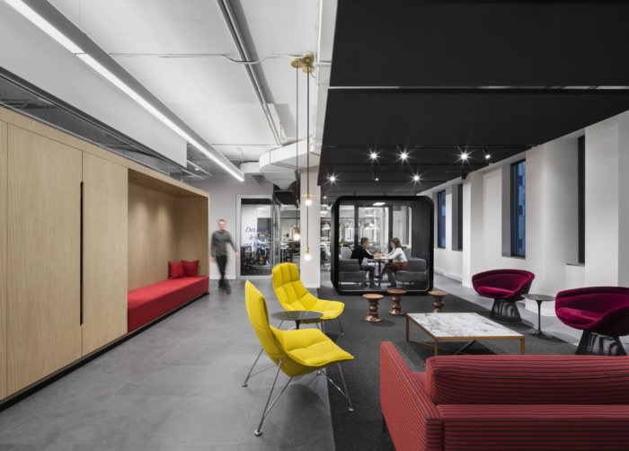 Ogilvy Offices - Montreal - 2