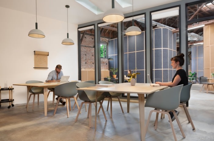 Big and Tiny Silverlake Coworking Offices - Los Angeles - 10