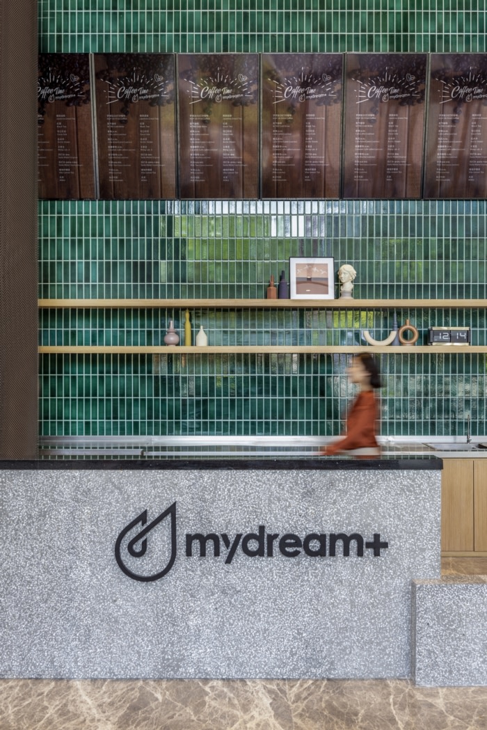 MyDreamPlus Hongqiao Zhongjun Plaza Coworking Offices - Shanghai - 2