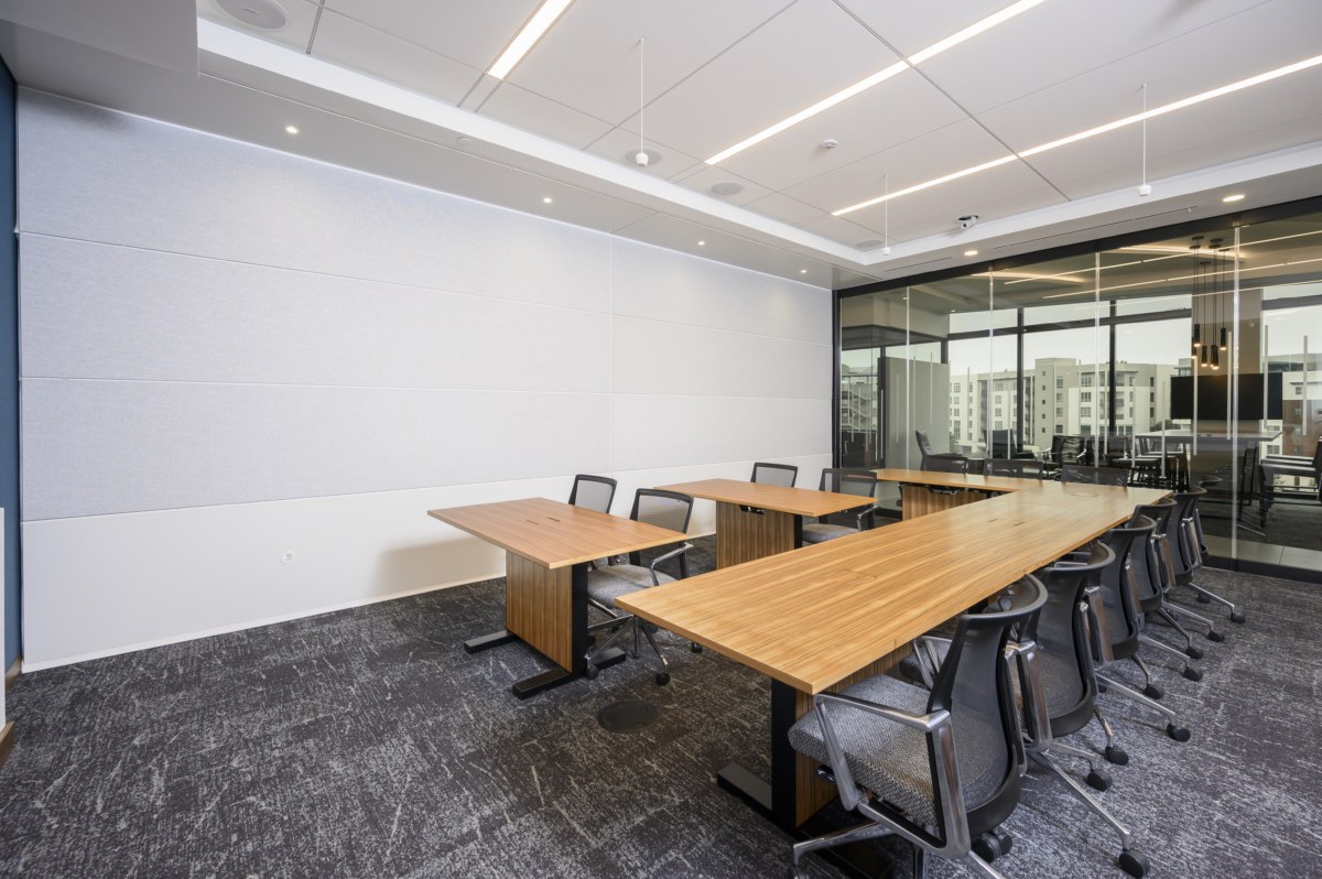 Skyfold Inc. Skyfold Zenith Premium Series | Office Snapshots