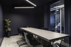Meeting Room - Square / Rectangle Table in Vitrosens Biotechnology Offices - Istanbul