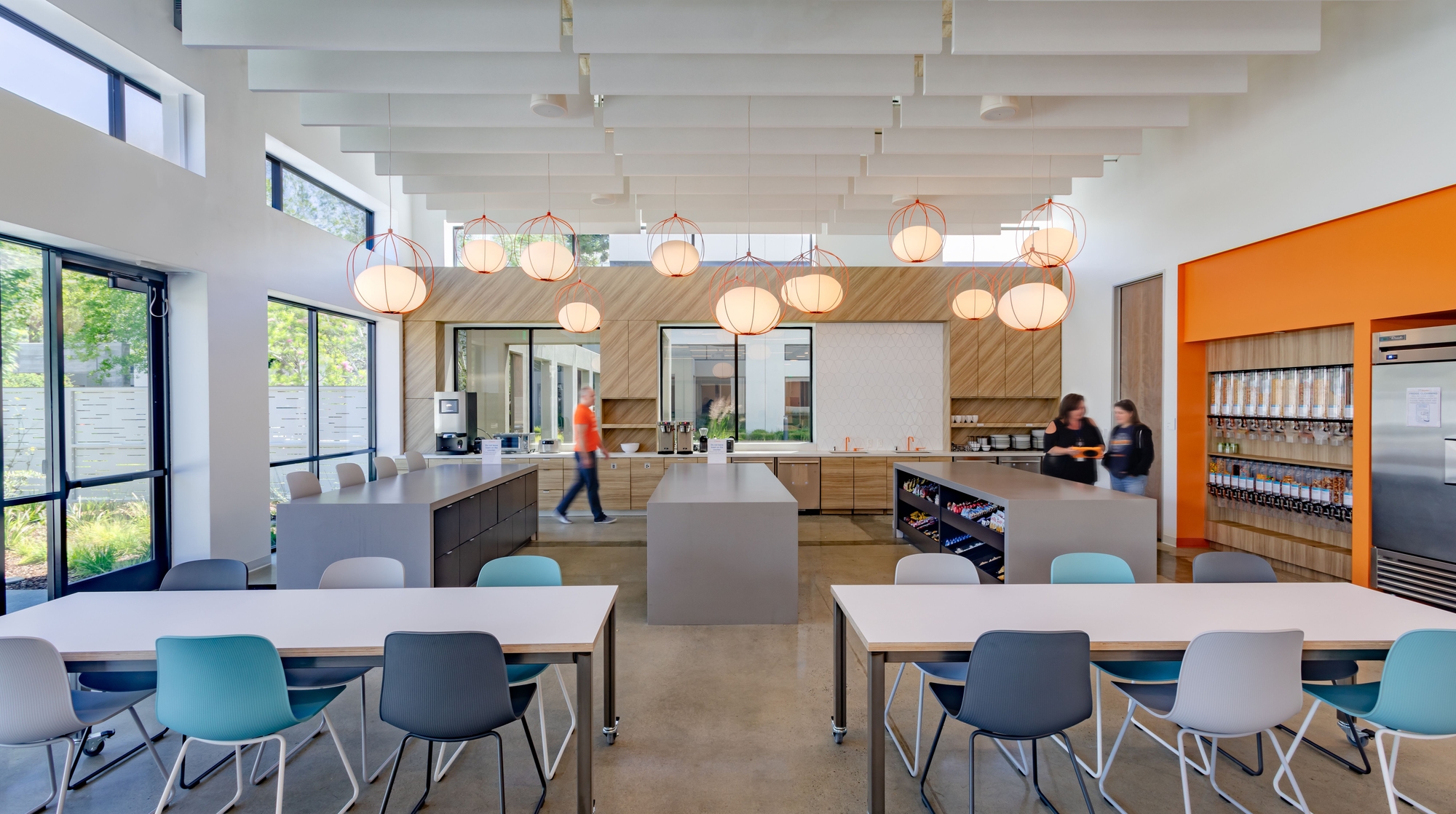 Loyoly.io office