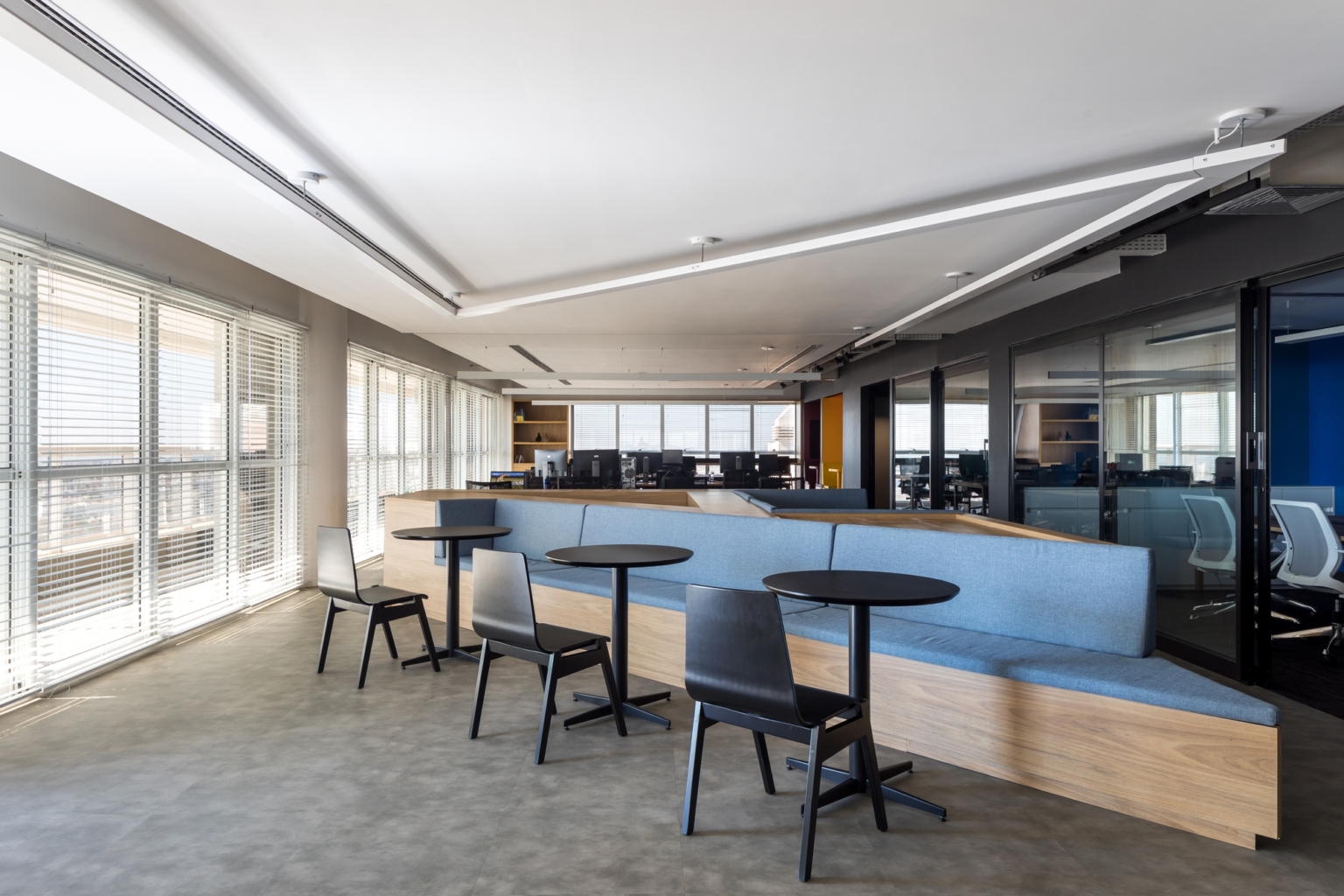 Artificial Intelligence HUB of SENAI Offices - Londrina | Office Snapshots