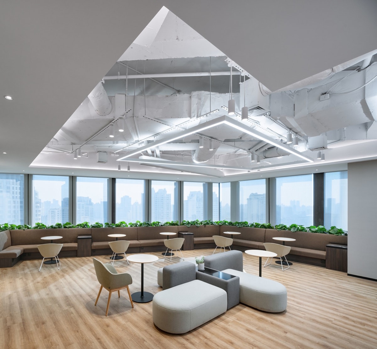 SIIC Capital Offices - Shanghai | Office Snapshots