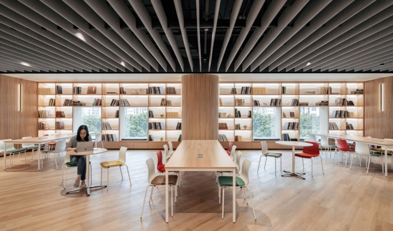 Vanke Offices - Guangzhou | Office Snapshots