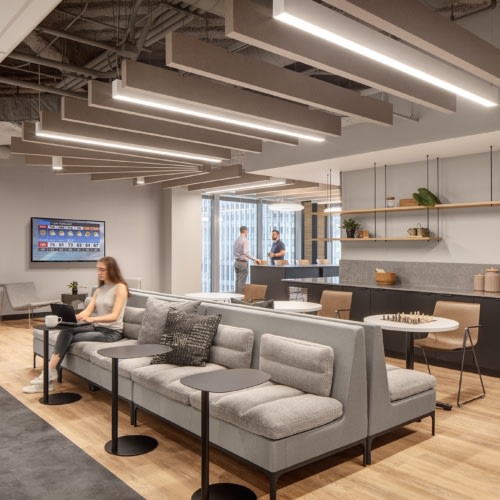 recent 200 West Madison Spec Suites – Chicago office design projects