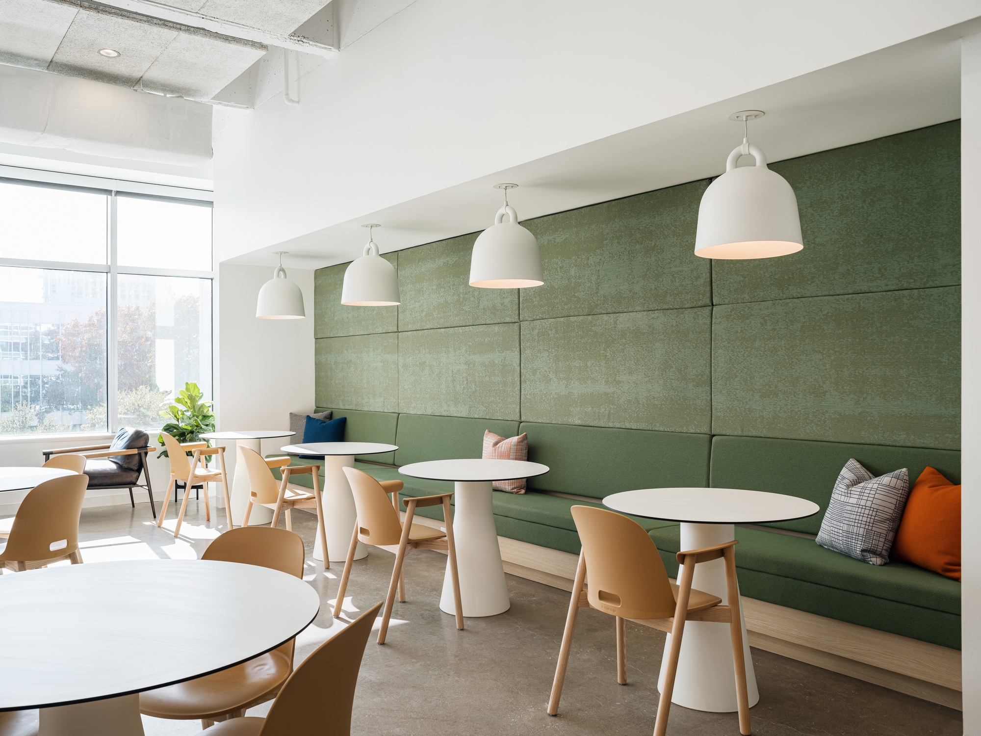 Indeed Gateway Offices - Austin | Office Snapshots