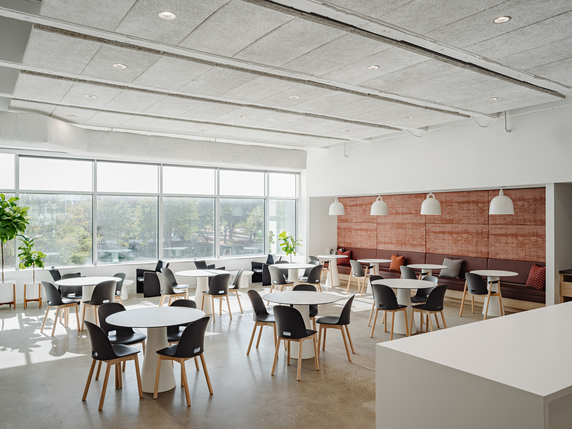 Indeed Gateway Offices - Austin | Office Snapshots