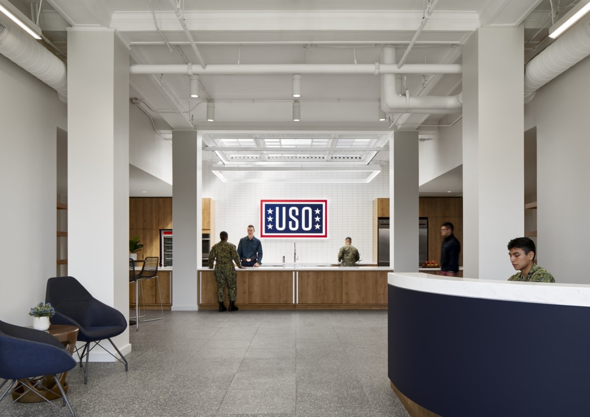 USO Great Lakes Center Offices - Chicago | Office Snapshots