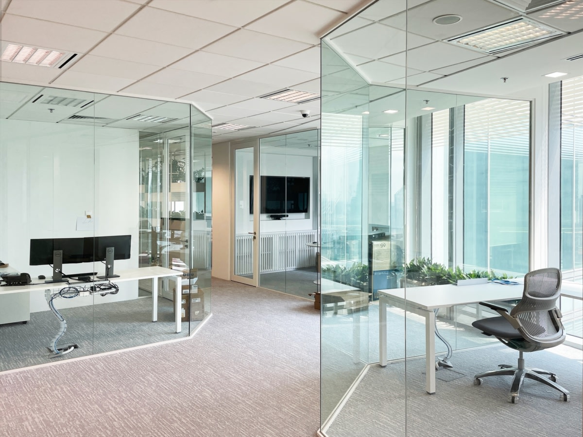 T1 Glass Acoustic Partition | Office Snapshots