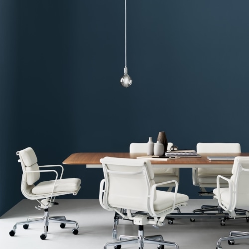 Eames Soft Pad Chair - 0