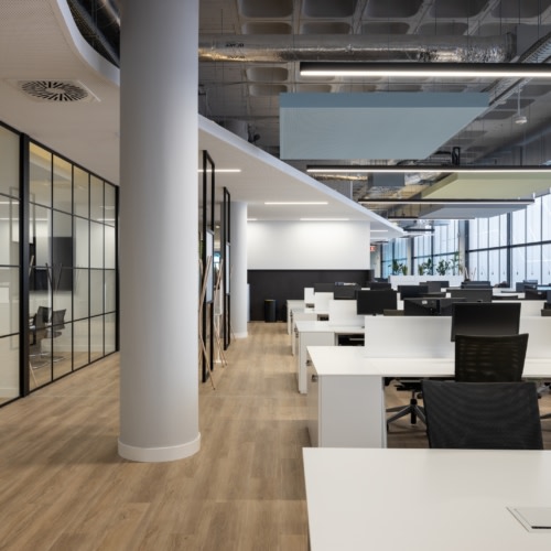 recent UNICRE Offices – Lisbon office design projects
