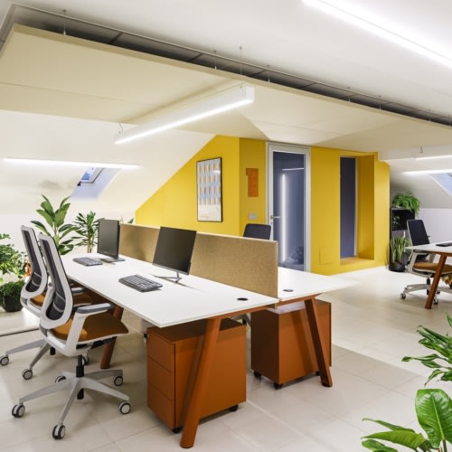 recent LT Enerray Offices – Bologna office design projects