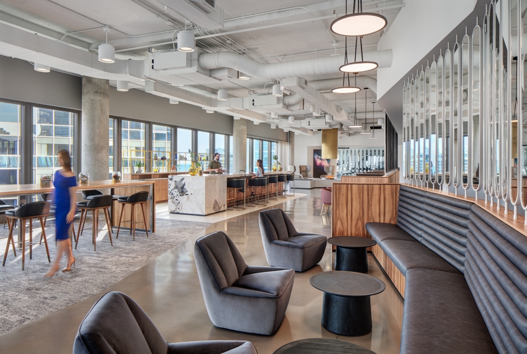 303 East Wacker Office and Amenity Space - Chicago | Office Snapshots