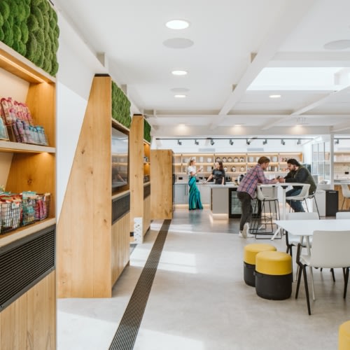 recent Bumble Offices – London office design projects