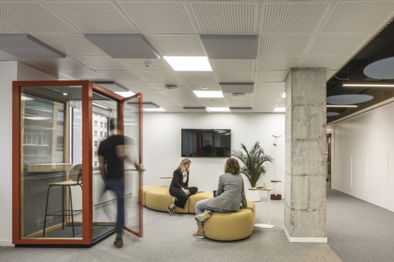 Spin Master Offices Valencia Office Snapshots