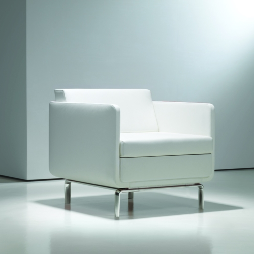 Gaia Lounge by Bernhardt Design