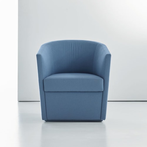 Glasgow Chair by Bernhardt Design