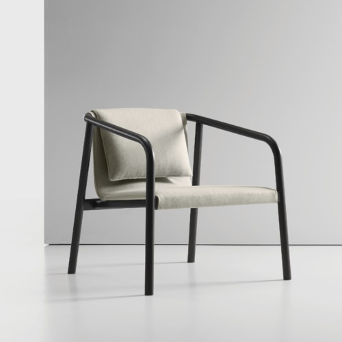 Oslo Lounge by Bernhardt Design